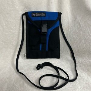 COLUMBIA Sportswear Company Athletic Crossbody bag, CREDIT CARD HOLDER/ ID, KEYS